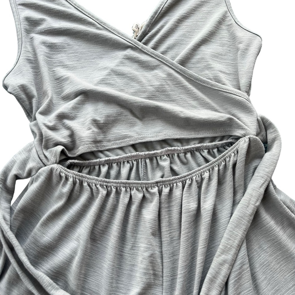 Rolla Coster Women’s S Gray Blue Sleeveless V Neck Tie Belt Elastic Waist Romper - Picture 12 of 16